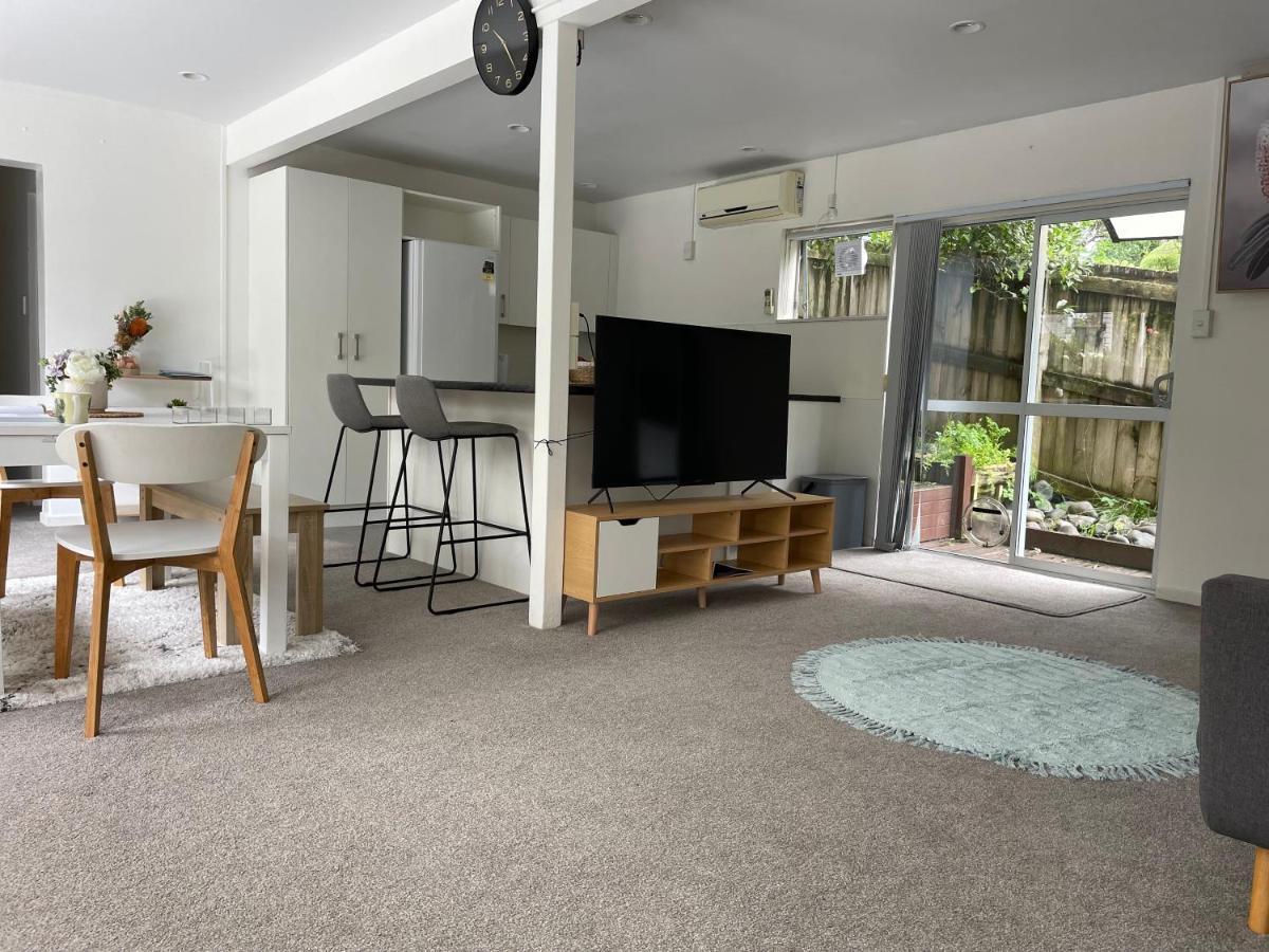 Family Friendly 3Br Flat - 3Min Walk To The Beach - Self Contained 오클랜드 외부 사진